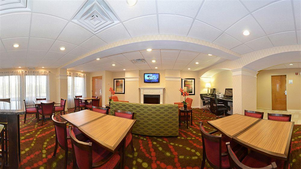 Holiday Inn Express Atlanta-Stone Mountain By Ihg Exterior foto