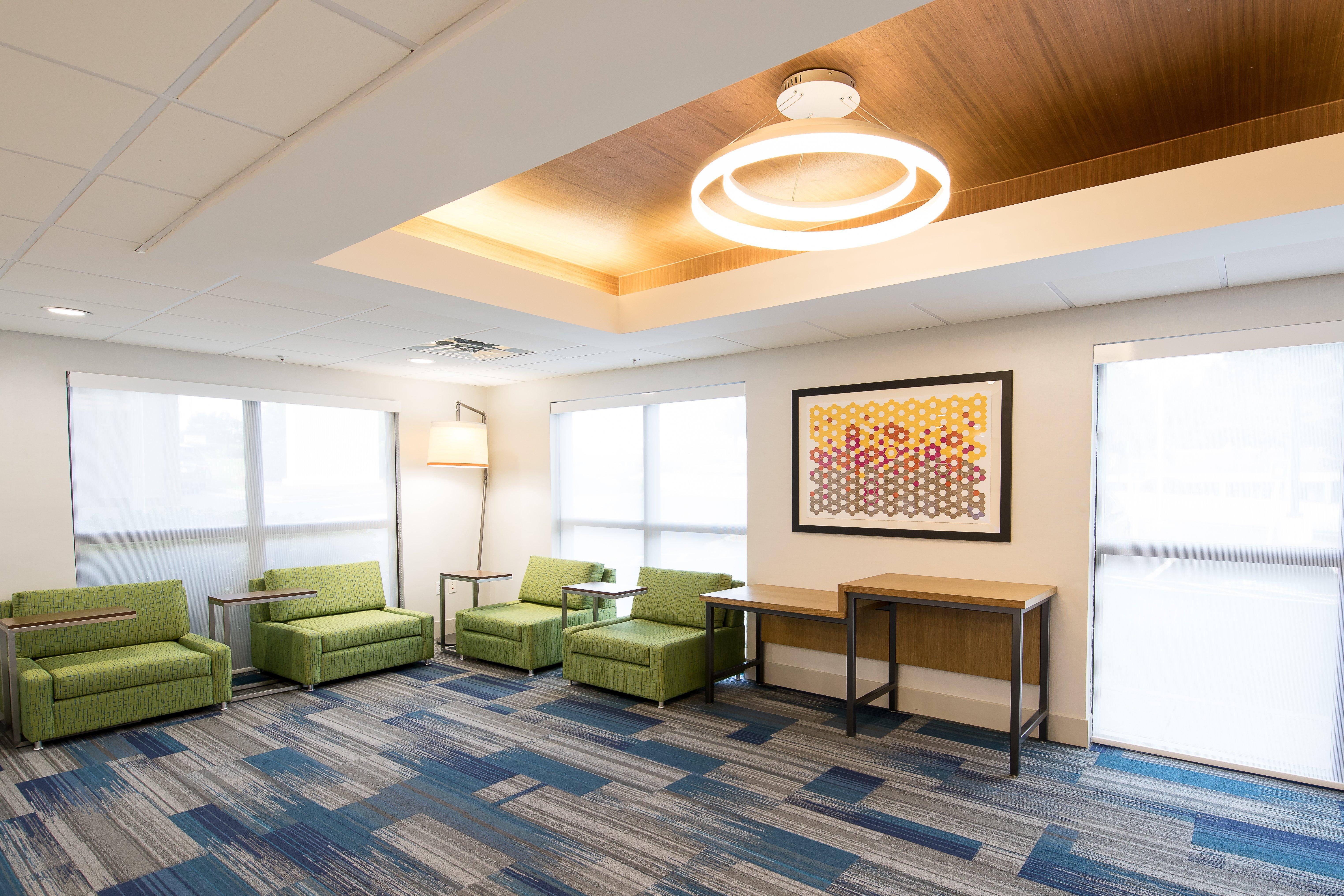 Holiday Inn Express Atlanta-Stone Mountain By Ihg Exterior foto