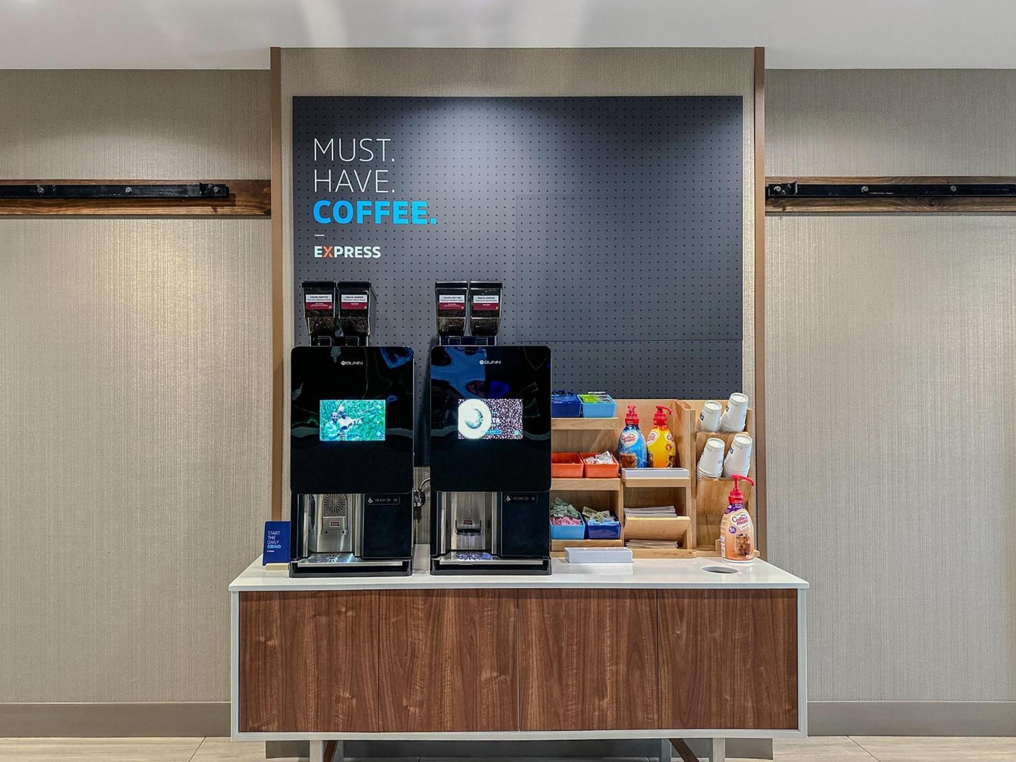 Holiday Inn Express Atlanta-Stone Mountain By Ihg Exterior foto