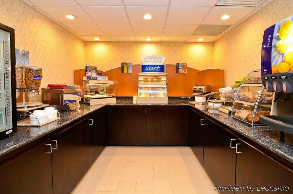 Holiday Inn Express Atlanta-Stone Mountain By Ihg Exterior foto